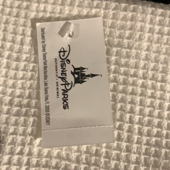 NWT! Disney Christmas Towel Set - Picture 8 of 9